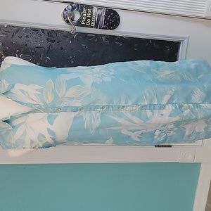 C&C California linen dress